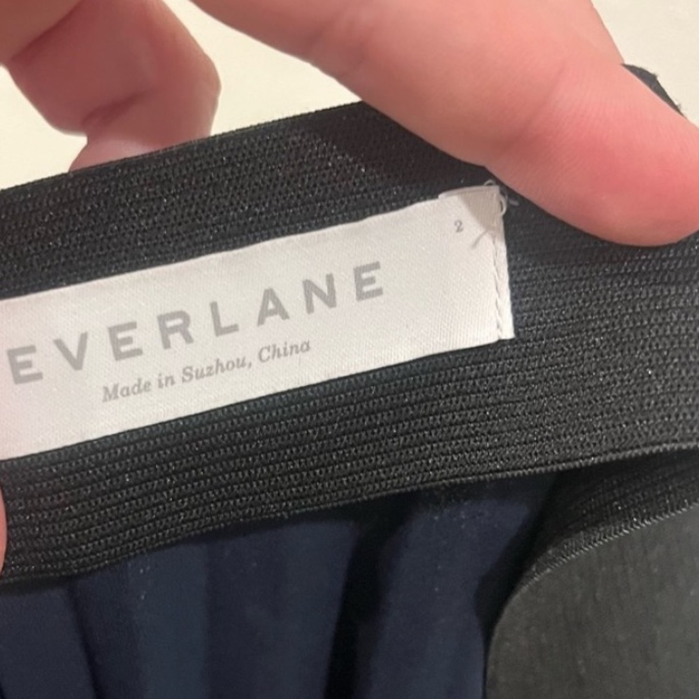 Everlane Navy Blue Pleated Midi Skirt Size 2 - Picture 4 of 8